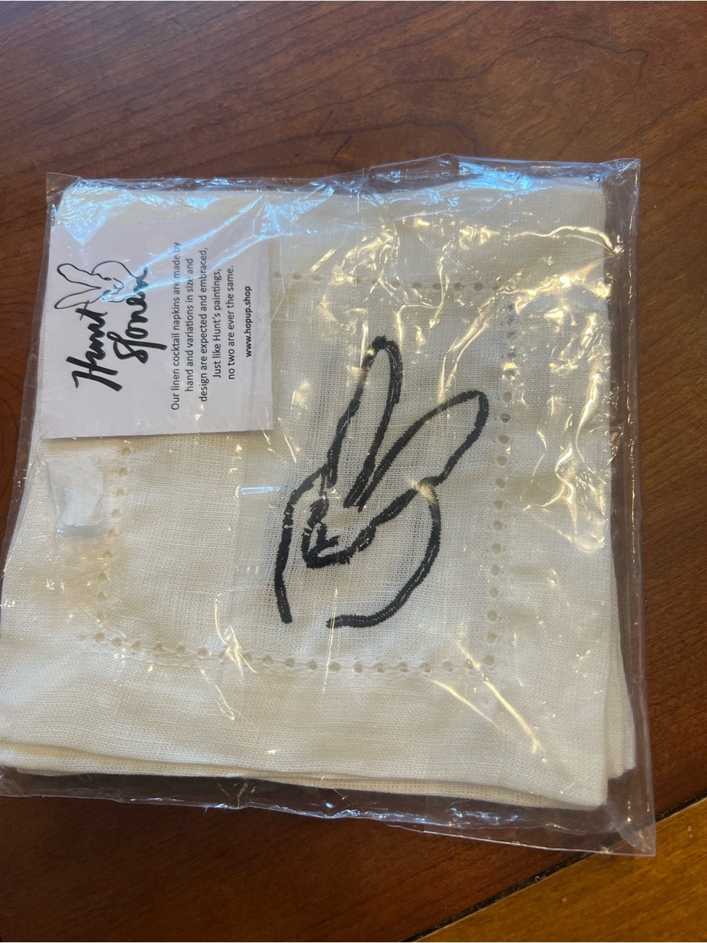 NWT/Packaging Hunt Sloan Black Bunny Embroidered Linen Cocktail Napkins